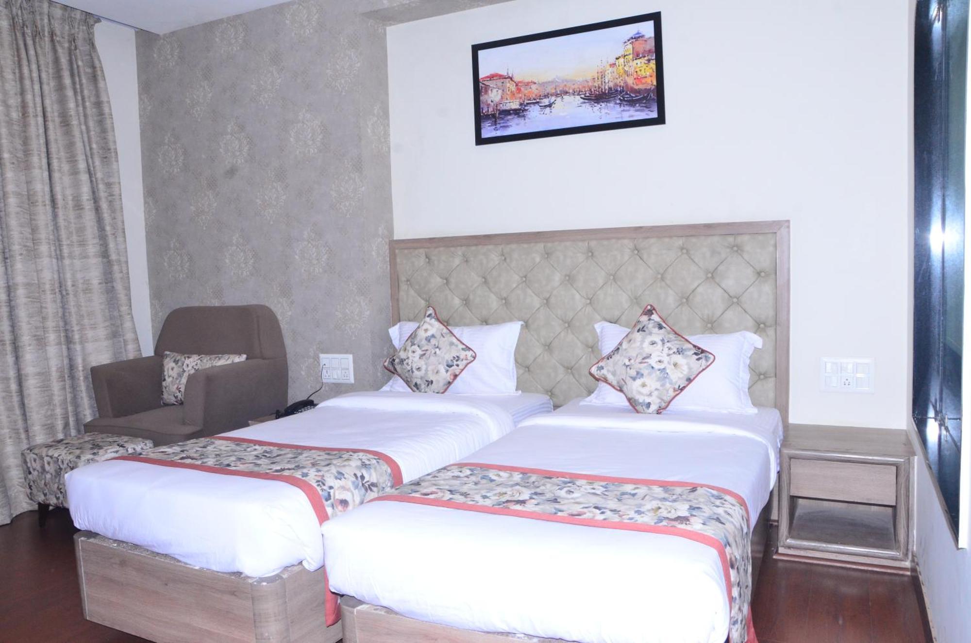 Hotel Nand Residency Ghazipur Exterior photo